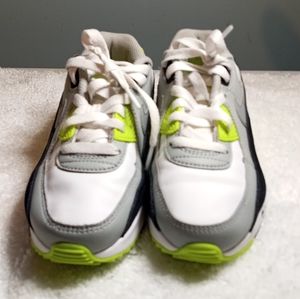 Kid's Nike Air Max Pre-owned Size 2.5Y